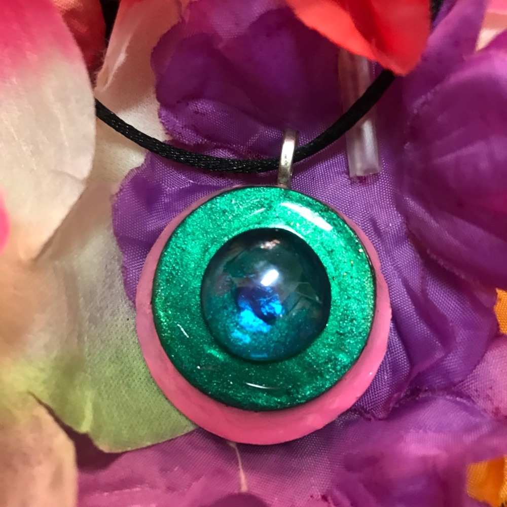 Betsey Johnson Inspired Exclusive Bohemian Unique Handmade Necklace By 12 Pages